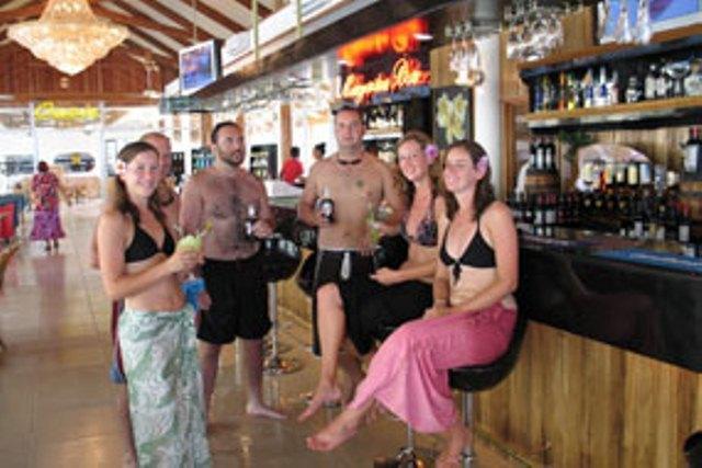 Honiara Hotel Екстериор снимка