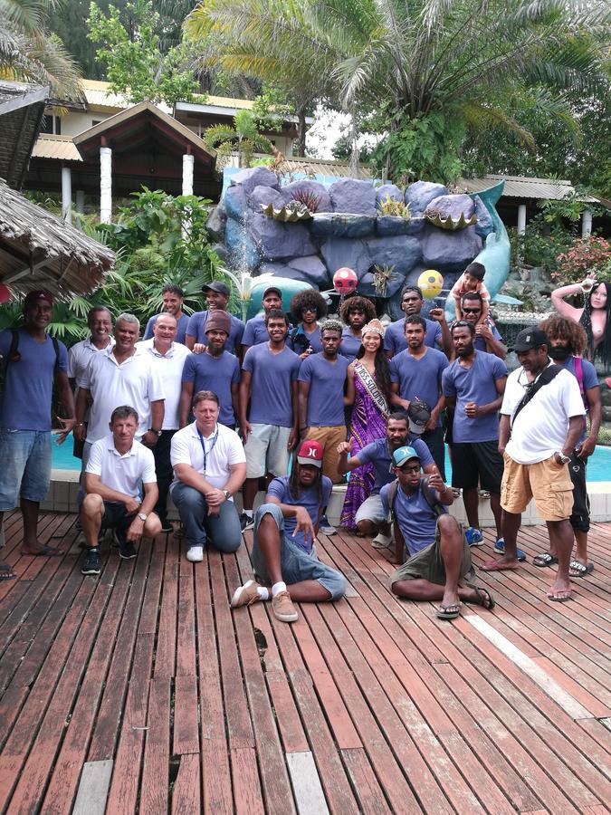 Honiara Hotel Екстериор снимка