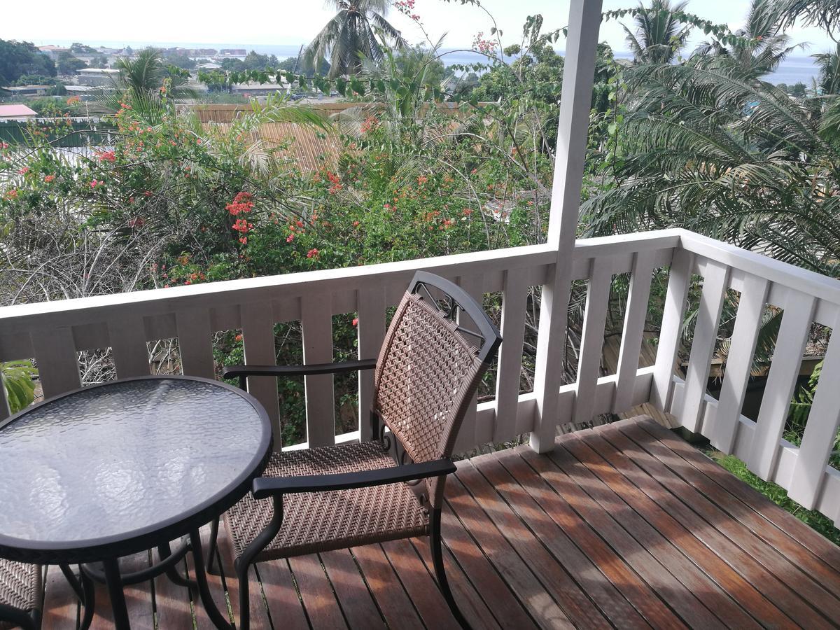 Honiara Hotel Екстериор снимка
