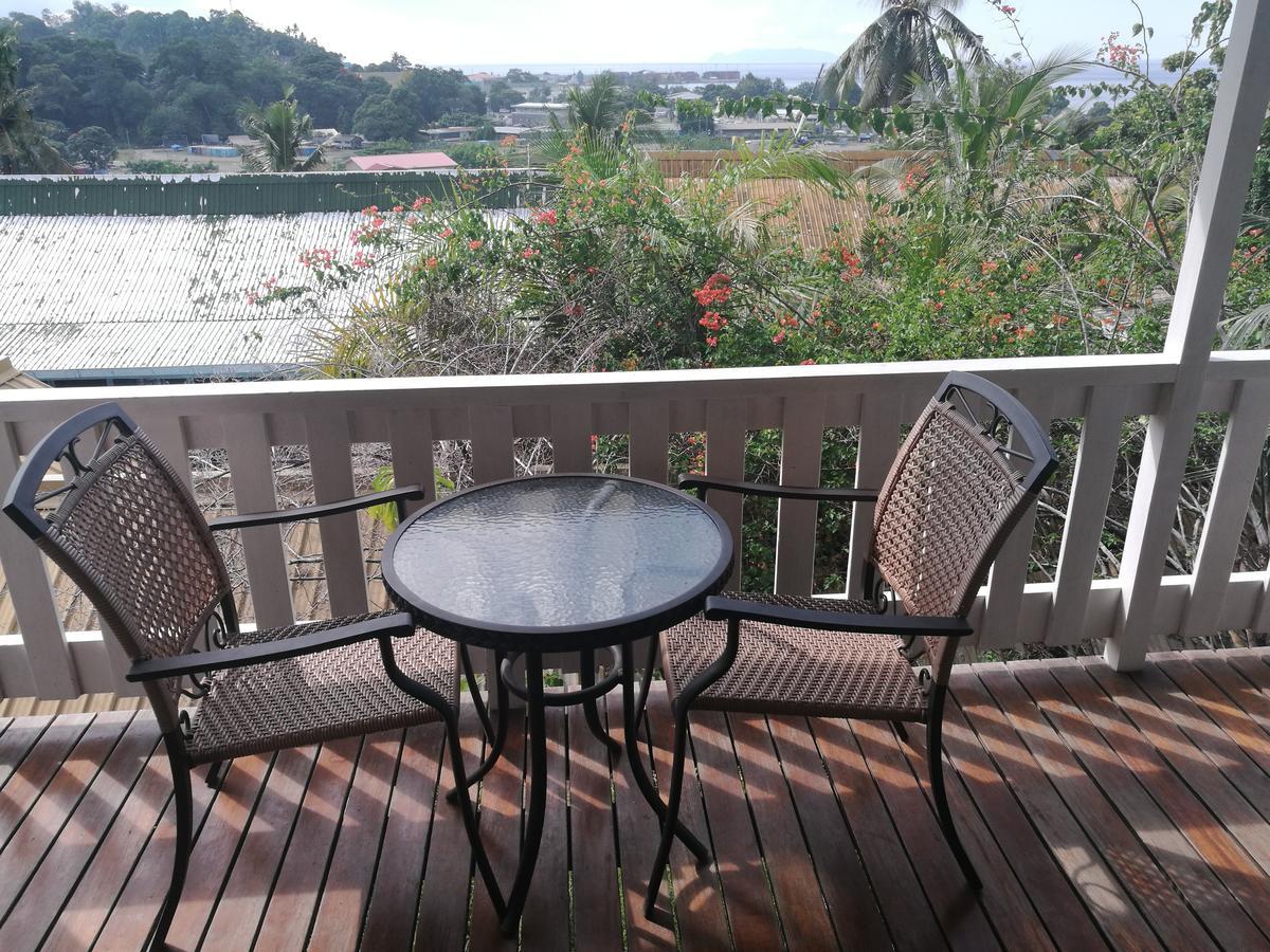 Honiara Hotel Екстериор снимка