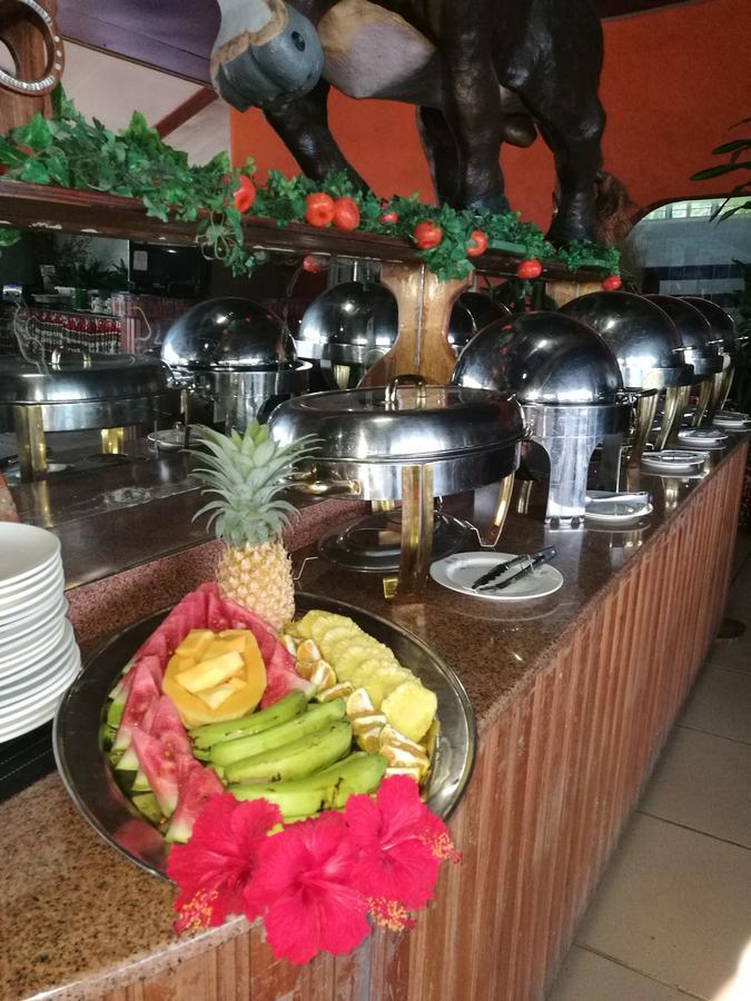 Honiara Hotel Екстериор снимка
